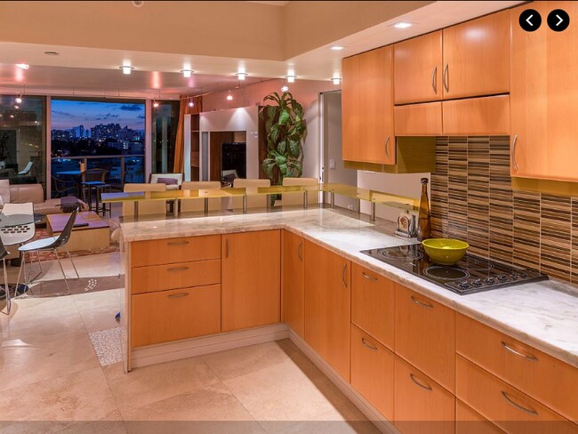 Building Photo - 1455 Ocean Dr