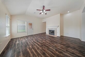 Building Photo - 5015 Bridgecrossing Ct