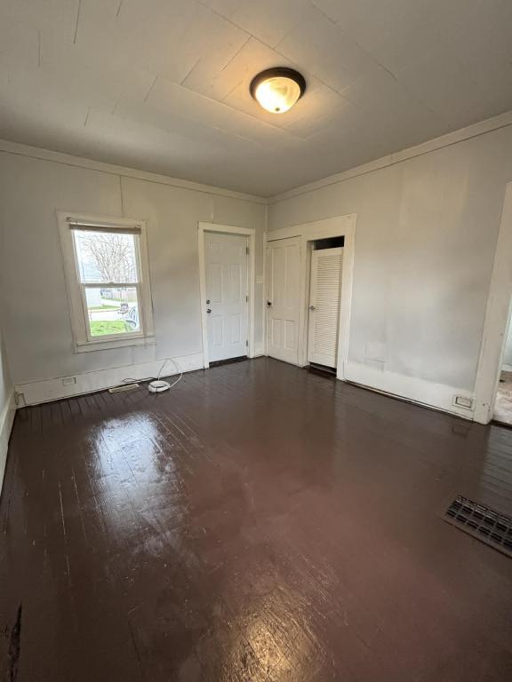 Building Photo - 215 S Scott St