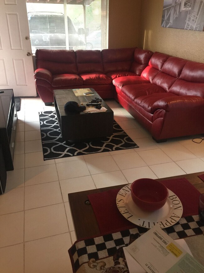 Foto del edificio - 447 Calle Pinzon