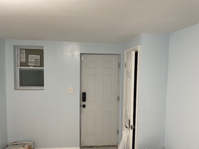 Foto principal - 929 E 213th St