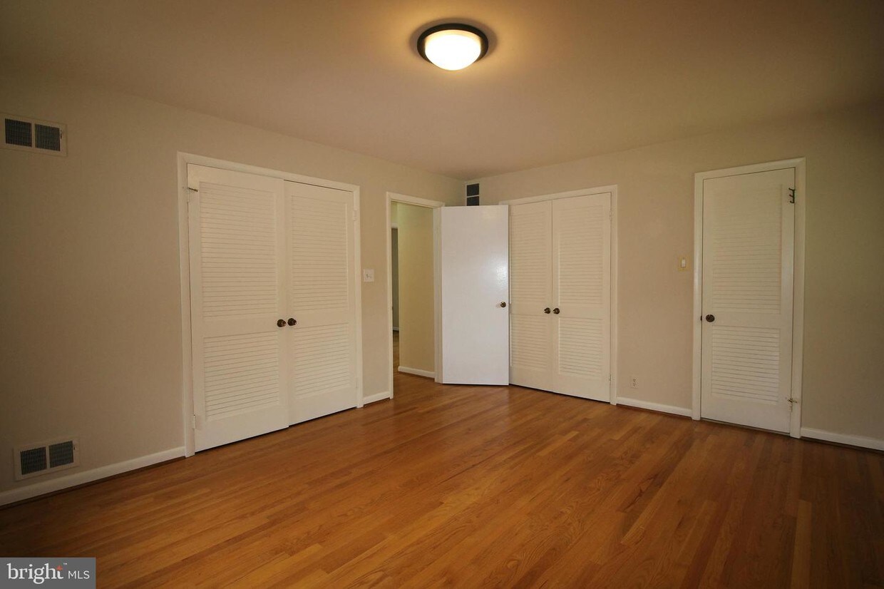 5844 Hilldon St, McLean, VA 22101 House Rental in McLean, VA