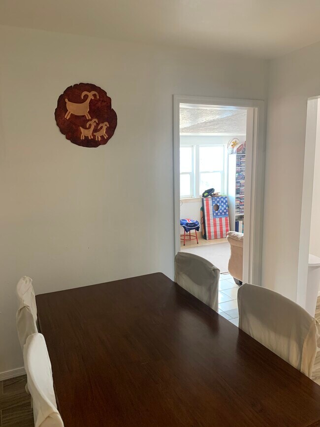 Foto del edificio - 2428 Britt St NE