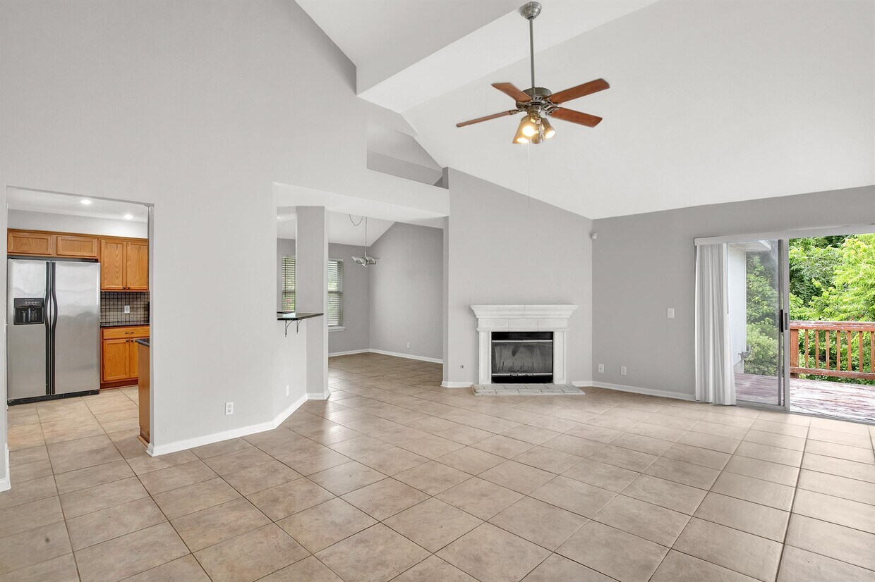 Foto principal - 10718 Claywood Dr