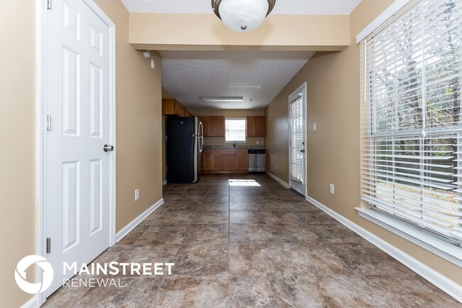 Building Photo - 153 Bay Ct Dr