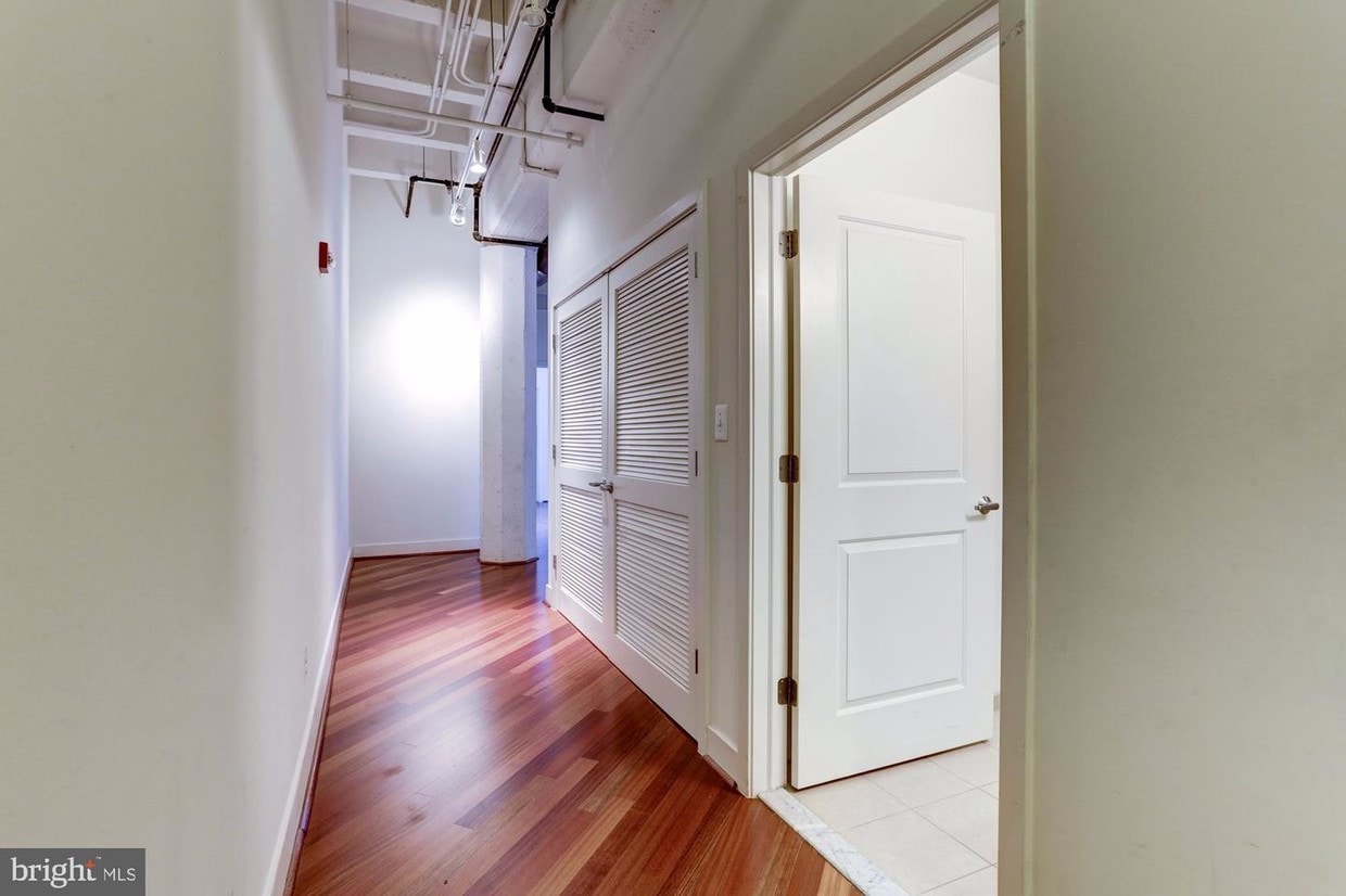 Primary Photo - 1701 Kalorama Rd NW