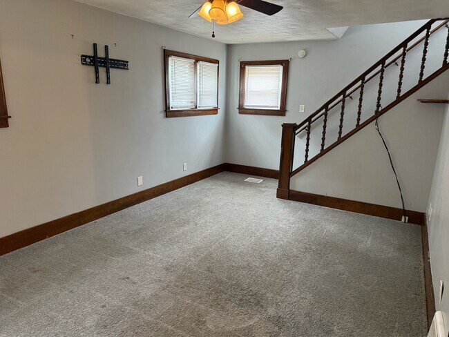 Building Photo - 992 Neptune Ave