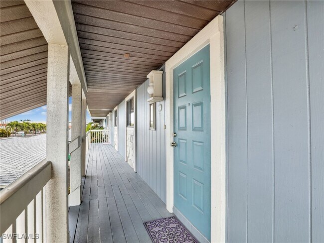 Foto del edificio - 4817 SW 8th Pl