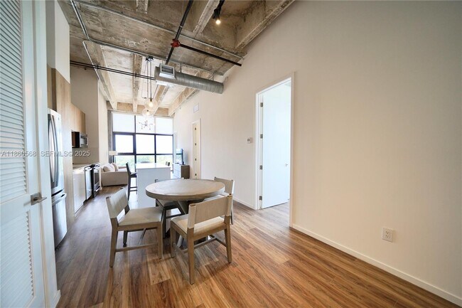 Foto del edificio - 7920 NE 2nd Ave