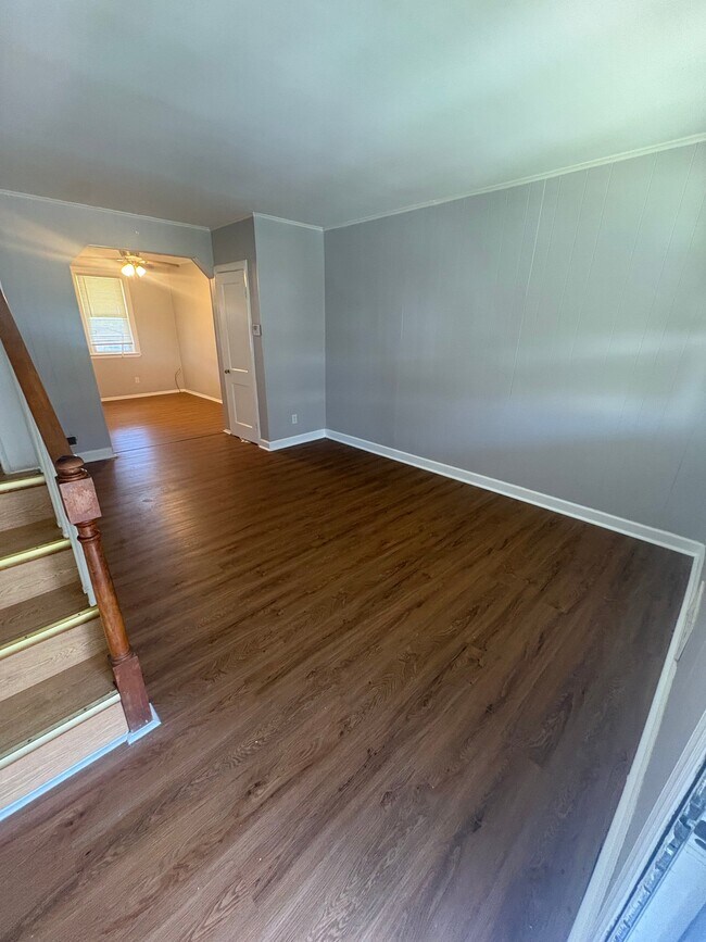 Foto del edificio - 333 N Grantley St