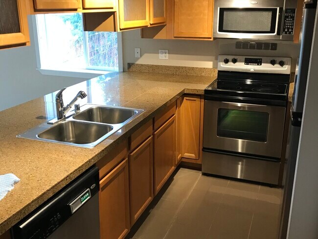 Foto del edificio - 2200 Thorndyke Ave W