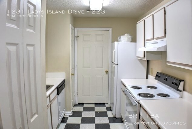 Building Photo - 1231 Ladys Island Drive - 223