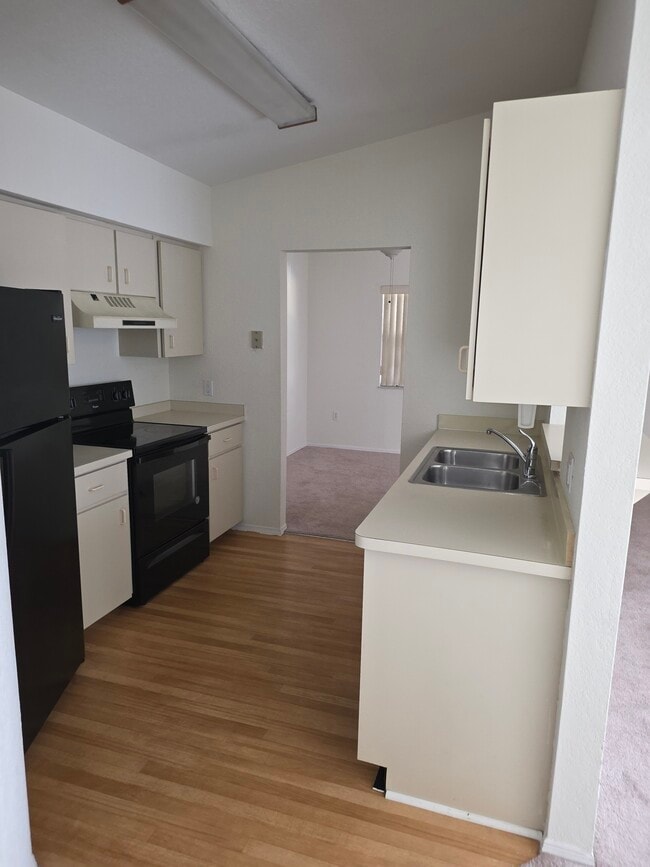 Foto del edificio - 22441 Westchester Blvd