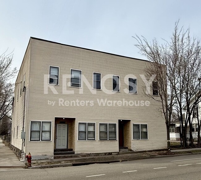 Foto del edificio - 935 Sims Ave