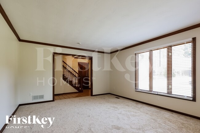 Building Photo - 581 Brightstone Dr