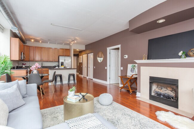 Foto del edificio - 1001 W Madison St