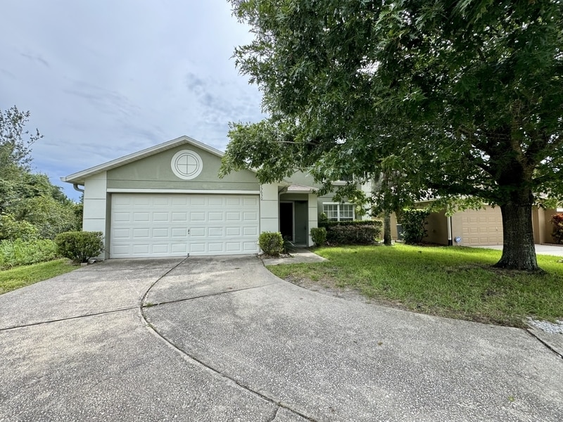 Photo - 15630 Sarcee Court