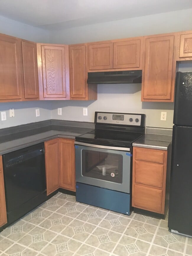 Photo - 3045 Skylar Ln House