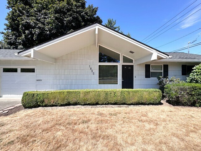 Foto del edificio - 2 Bed 1 Bath Home in Cedar Hills Neighborh...