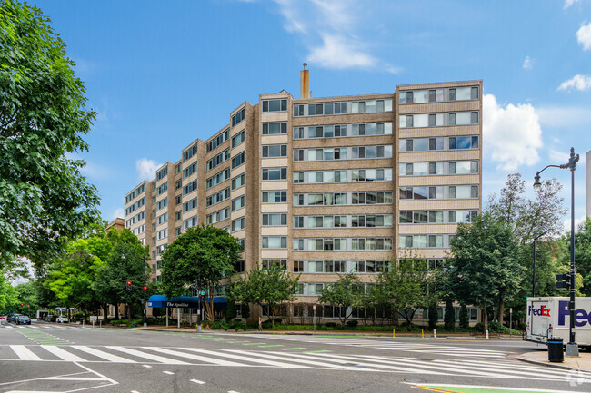1330 New Hampshire Ave NW - The Apolline