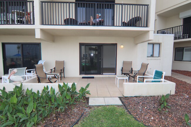 Foto del edificio - 935 Ocean Shore Blvd