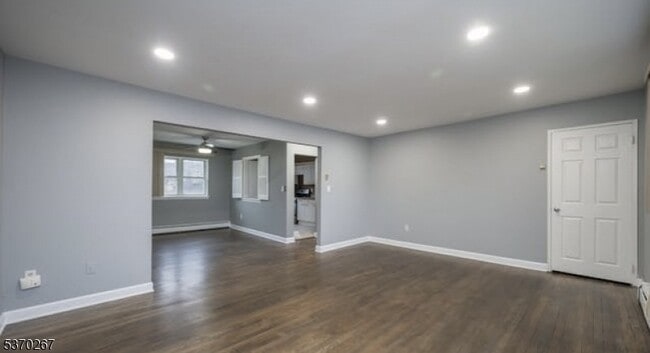 Building Photo - 2467 NJ-10