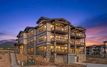 Building Photo - 1124 W Vos Cir
