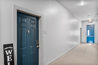 Interior Photo - The Gibson