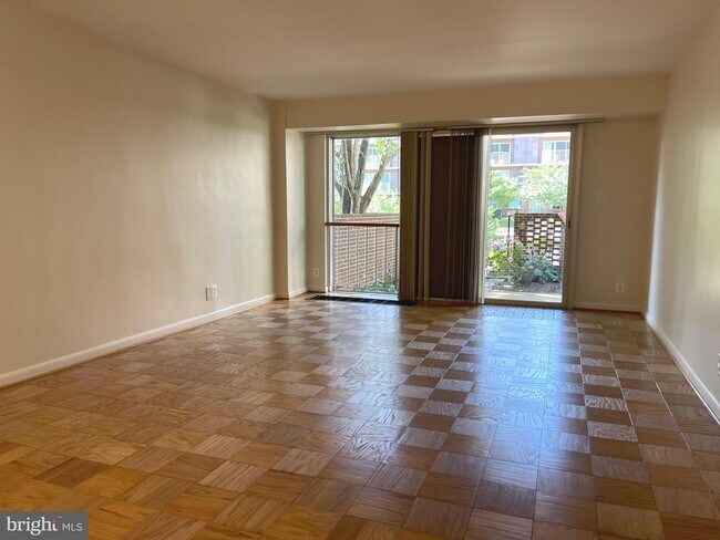 Foto del edificio - 520 N St SW