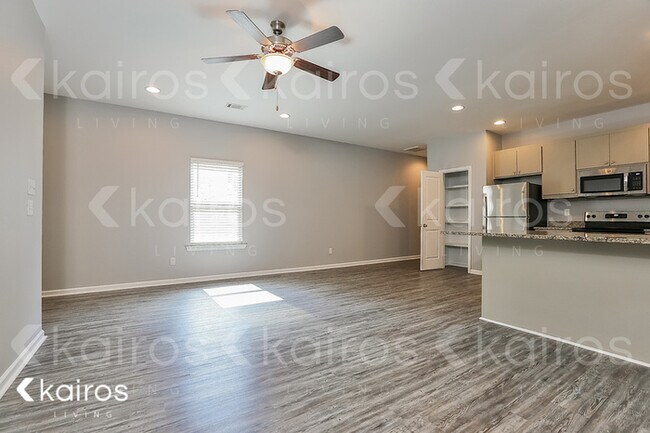 Foto del edificio - 1918 Perry St Unit B