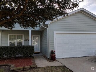 Building Photo - 21111 Sweet River Ln
