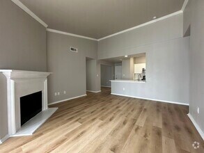 Building Photo - 2501 Ohio Dr