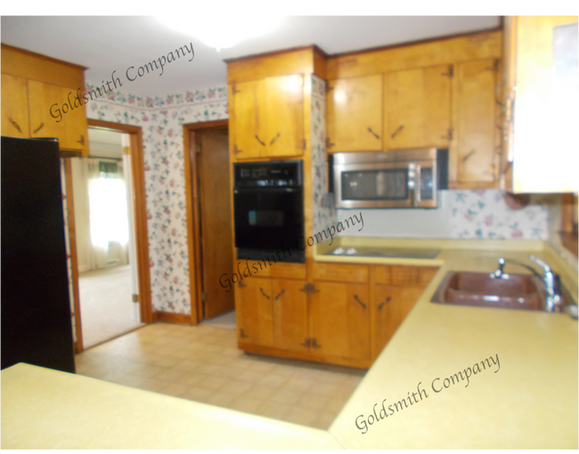 Building Photo - 21 Northway Dr
