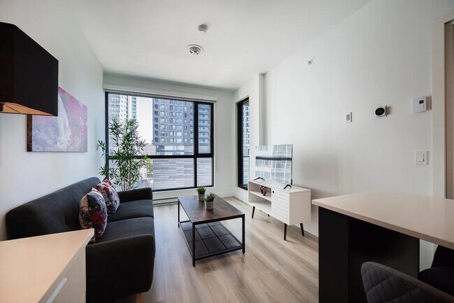 Photo du bâtiment - 1383 Av. Argyle