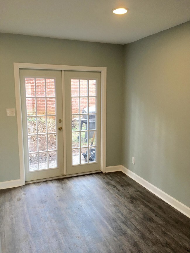 Foto del edificio - 951 E 36th St