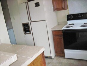 Building Photo - 12300 Brookglade Cir