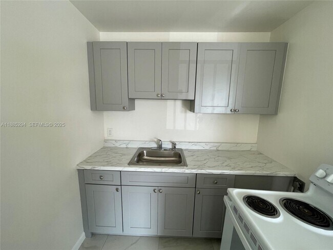 Foto del edificio - 801 N H St