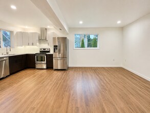 Building Photo - 9640 30th Ave SW