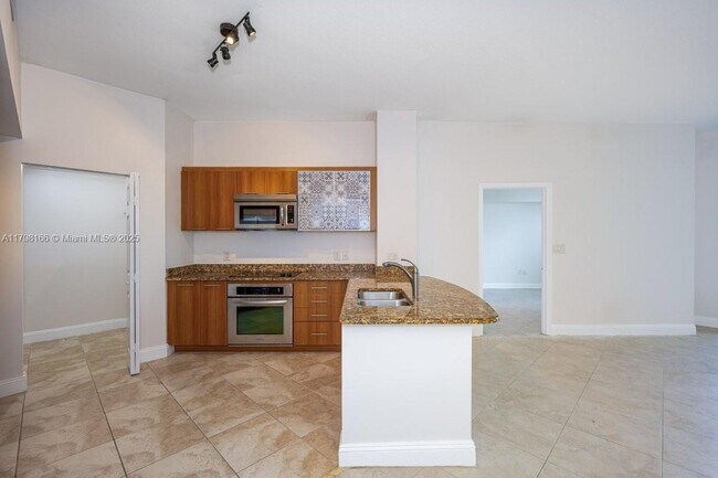 Foto del edificio - 510 NW 84th Ave