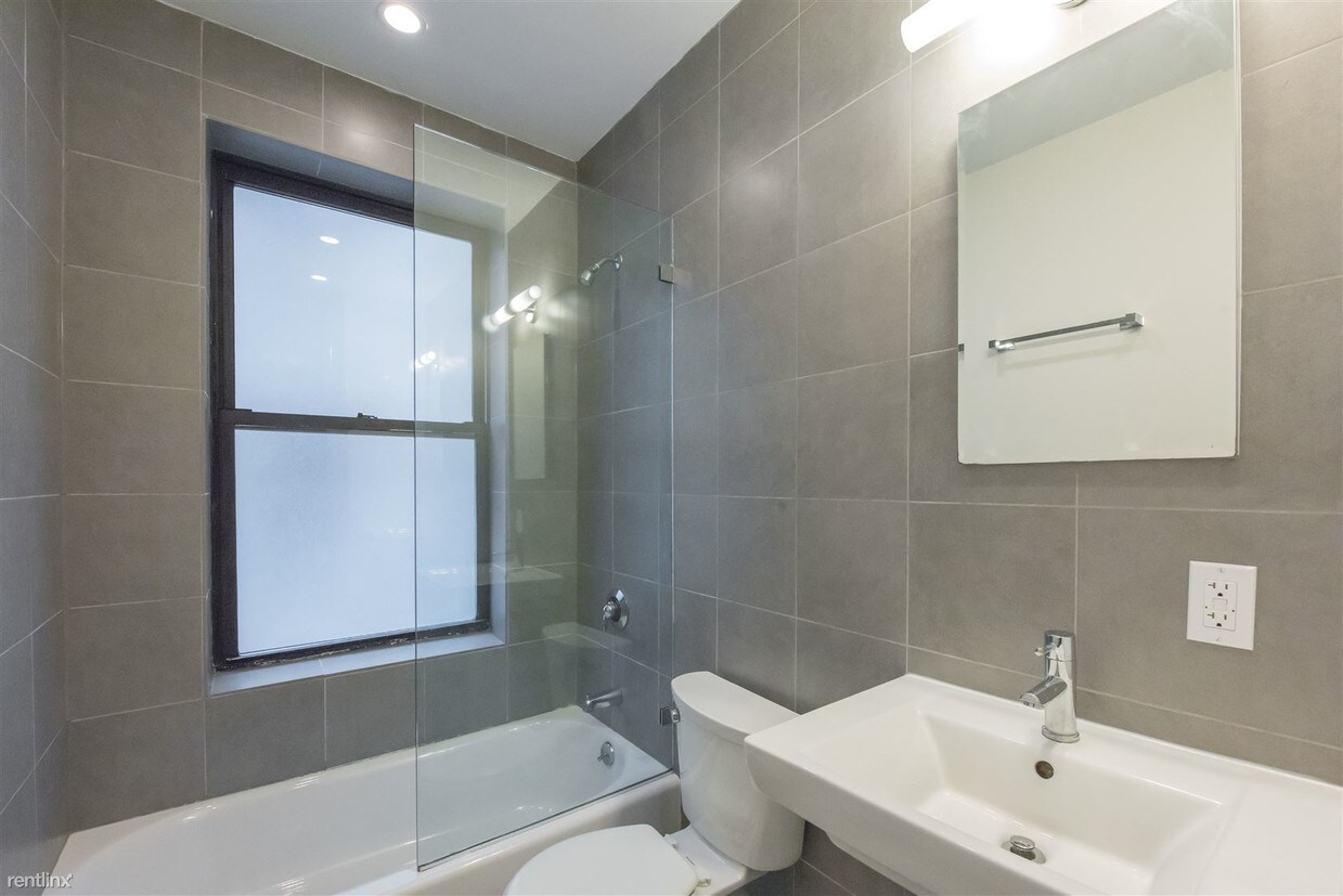 Foto del edificio - 550 W 126th St