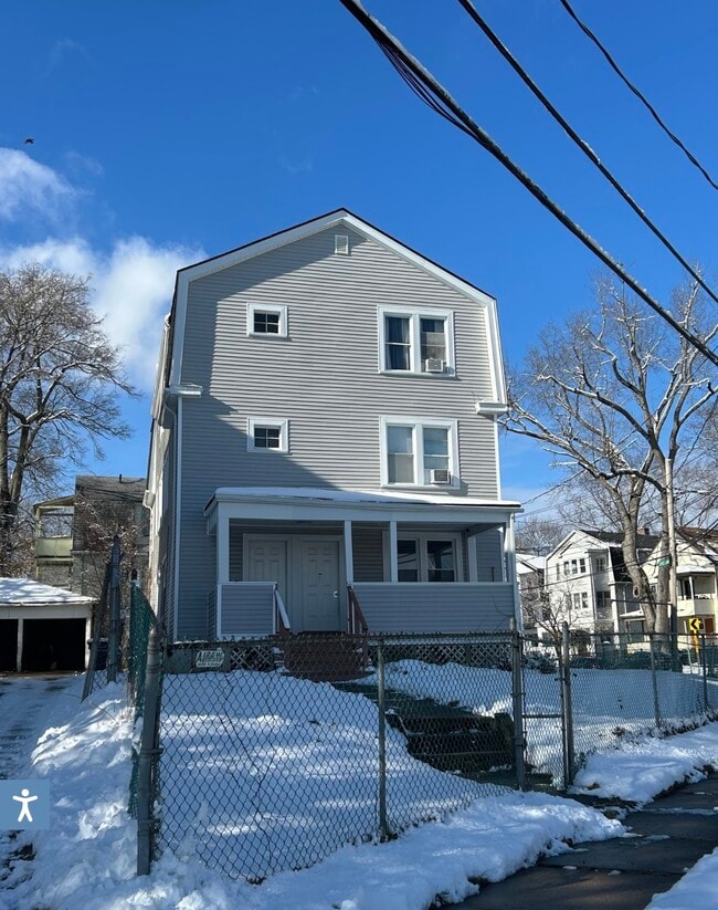 Building Photo - 57 Love Ln