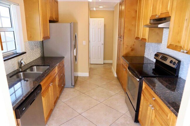 Foto del edificio - 1340 SE 3rd Ct