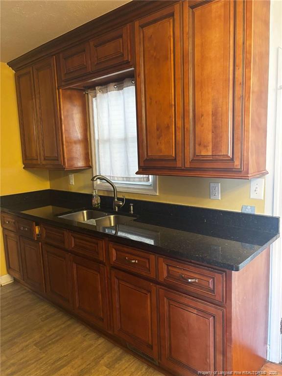 Foto del edificio - 854 Stoneykirk Dr