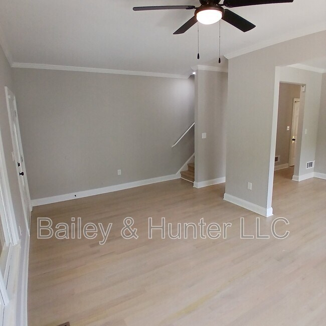 Foto del edificio - 573 Lawton St SW