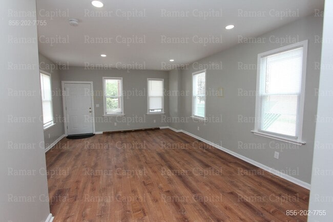 Building Photo - Your Dream Home Awaits: Transform this Spa...