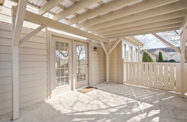Building Photo - Beautiful house in Plantation Ridge!!