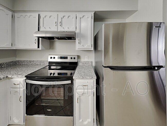 Foto del edificio - 1605 N Millburn Ave