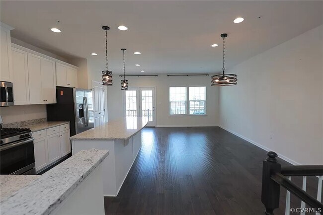 Building Photo - 11920 Shire Ln