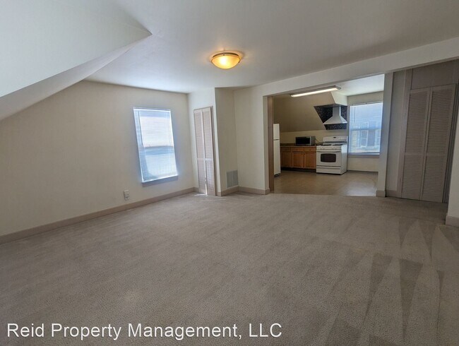 Building Photo - 2 br, 1 bath House - 1417 1/2 Burwell Street