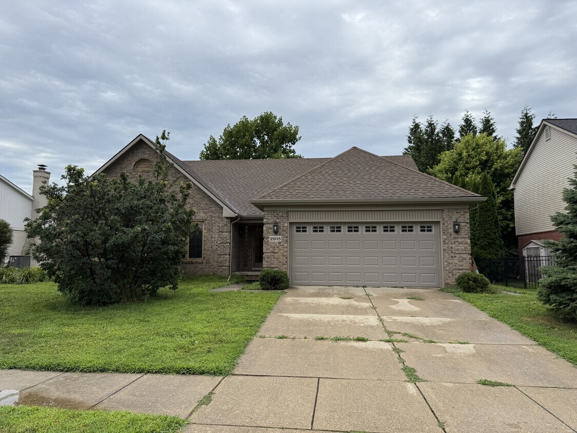 Foto principal - 2915 Chippewa Dr